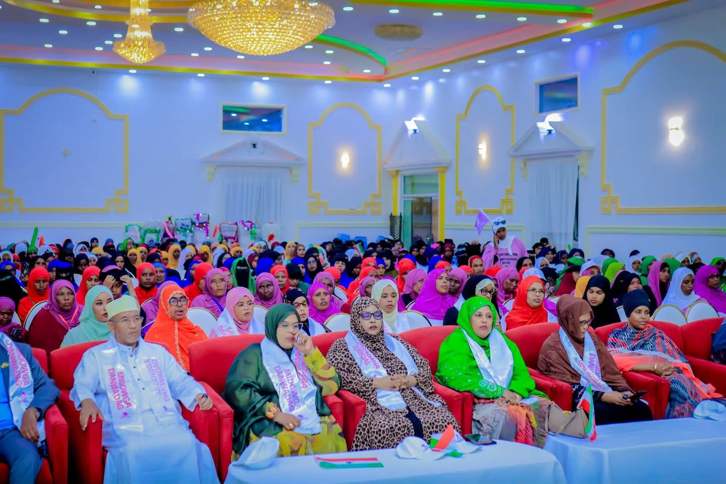 Daawo Sawirrada Xafladda Shaacinta Midawga Wadajir Oo ay ku midoobeen 13 daladood