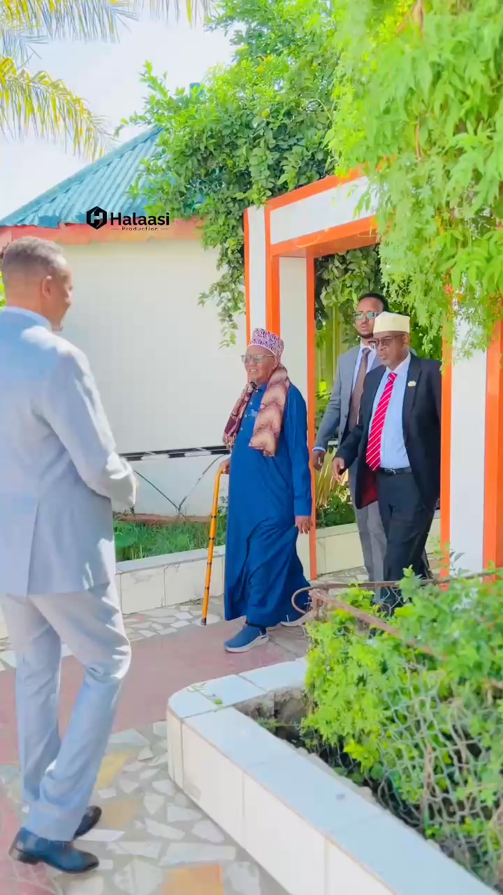Gudoomiyaha Gobolka Awdal Mudane C/Rashiid Xasan Mataan iyo Agaasimaha Guud ee Wasaaradda Horumarinta Maaliyada Jsl Ayaa Furay Tababar ku sahabsan