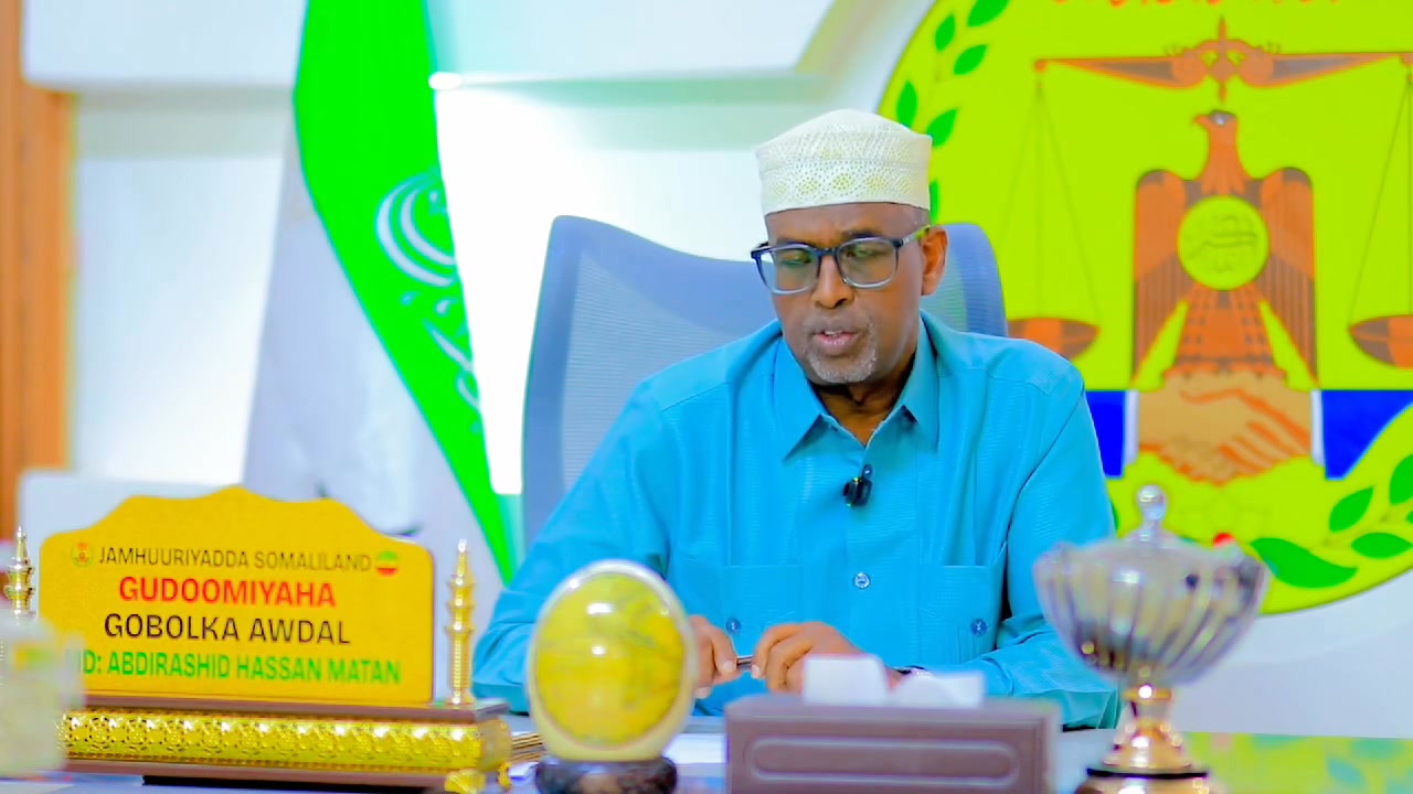 Daawo Gudoomiyaha Gobolka Awdal Mudane C/Rashiid Xasan Mataan Ayaa ka warbixiyey Dhalinyaro dhawaan lagu xidh xidhay Rabshado ay dhawaan ka sameeyeen Boorama.Waxa Jira...