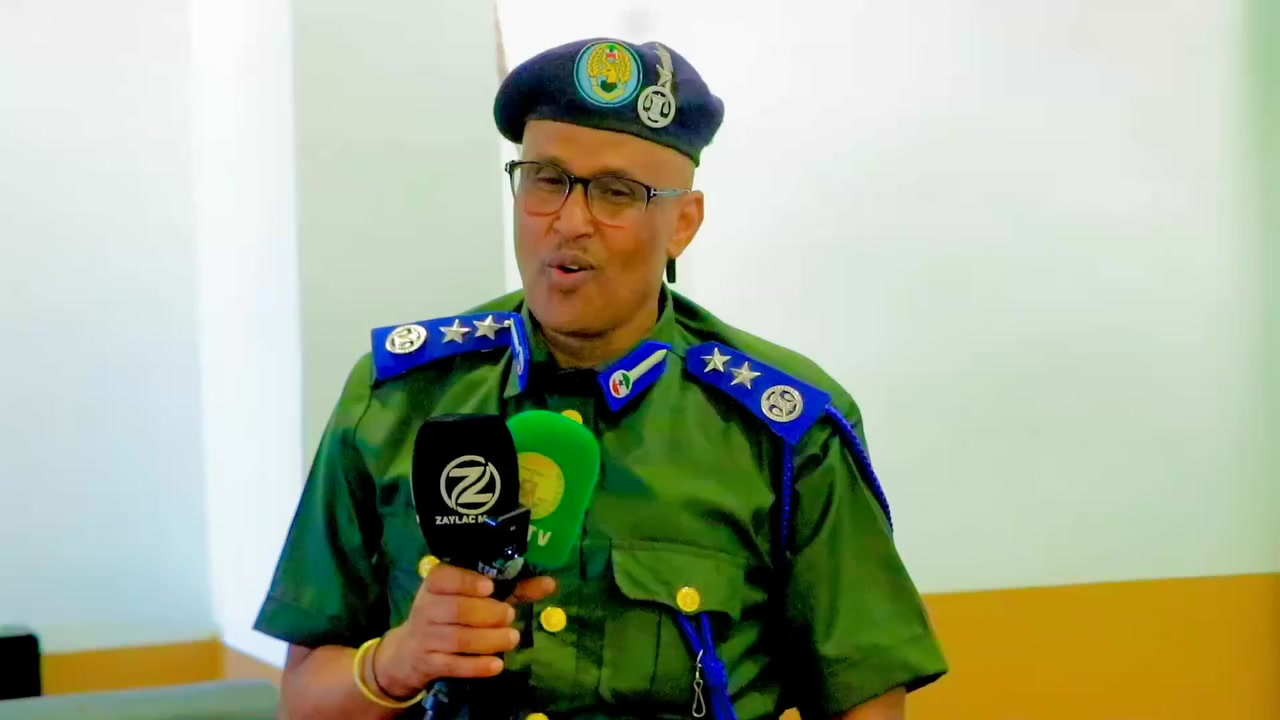 Daawo Gudoomiyaha Gobolka Awdal Mudane C/Rashiid Xasan Mataan Ayaa ka qayb Galay munaasibad lagu soo dhawaynaayey Ciidamo u gaar ah Wasaaradda Deegaanka iyo isbadalka Cimilada...