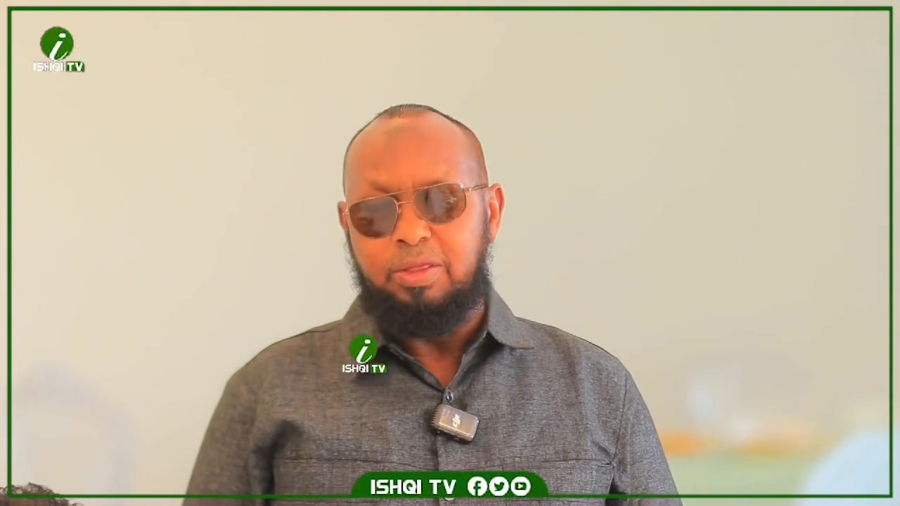 Daawo Gudoomiyaha Gobolka Awdal Mudane C/Rashiid Xasan Mataan ayaa qado sharaf ku maamuusay saraakiisha Amniga Gobolka Awdal iyo Xubnihii Gudida qaban qaabada Xuska Munaasibada...
