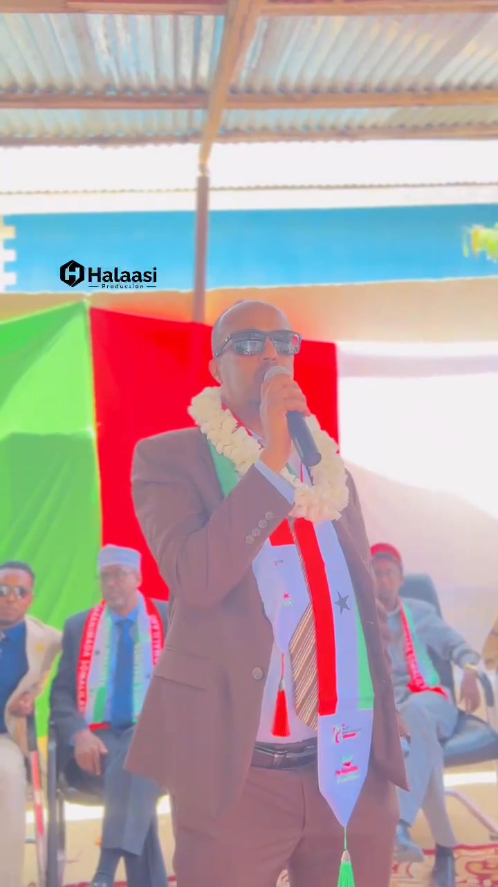 Daawo Gudoomiyaha Gobolka Awdal Mudane C/Rashiid Xasan Mataan Ayaa Iyo Xubnaha gudida qaban qaabada munaasibada 18-may Ayaa soo kormeeray Degmada Sh.Cali jawhar oo soo...